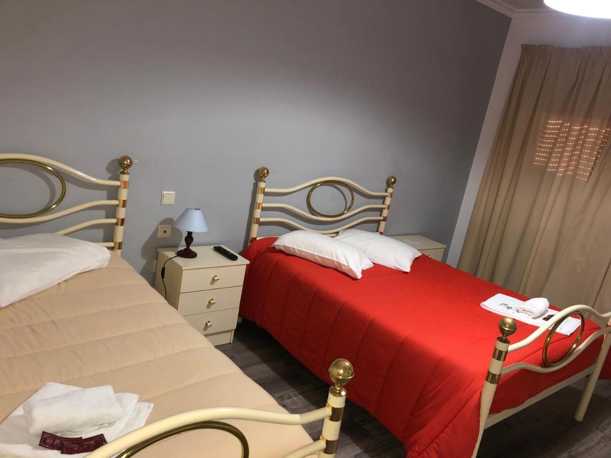 Restaurante Residencial Pizzaria S. Estevao Агиар-да-Бейра Экстерьер фото