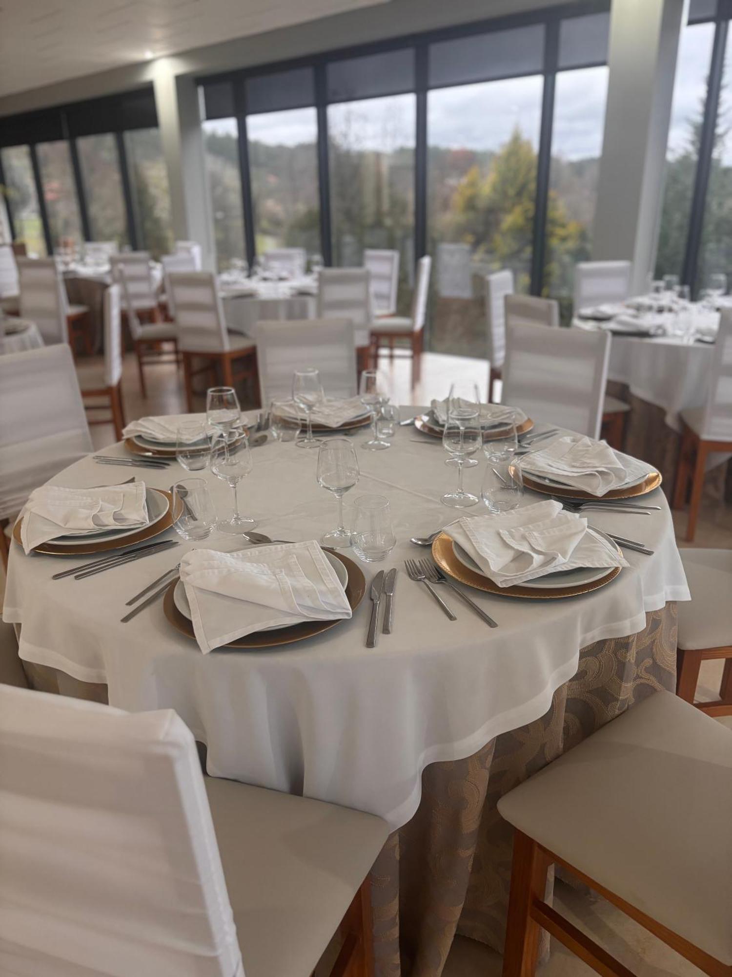Restaurante Residencial Pizzaria S. Estevao Агиар-да-Бейра Экстерьер фото